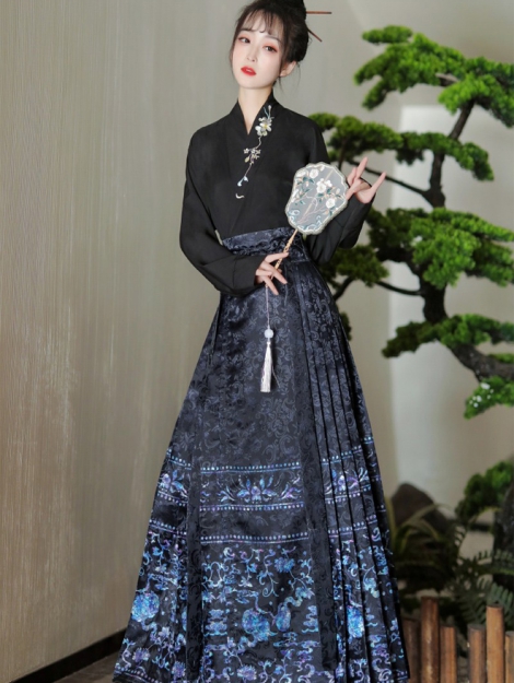 Chinese hanfu dress mamian skirt china flower